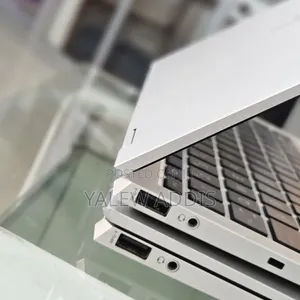 New Laptop HP Spectra 13 16GB Intel Core i7 SSD 512GB