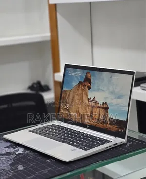 New Laptop HP EliteBook 830 G7 16GB Intel Core i7 SSD 512GB
