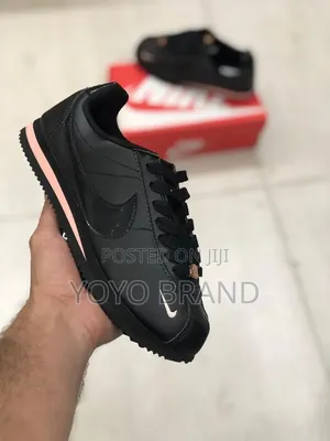 Nike Classic Cortez Black / Rose Gol Unisex Sneaker