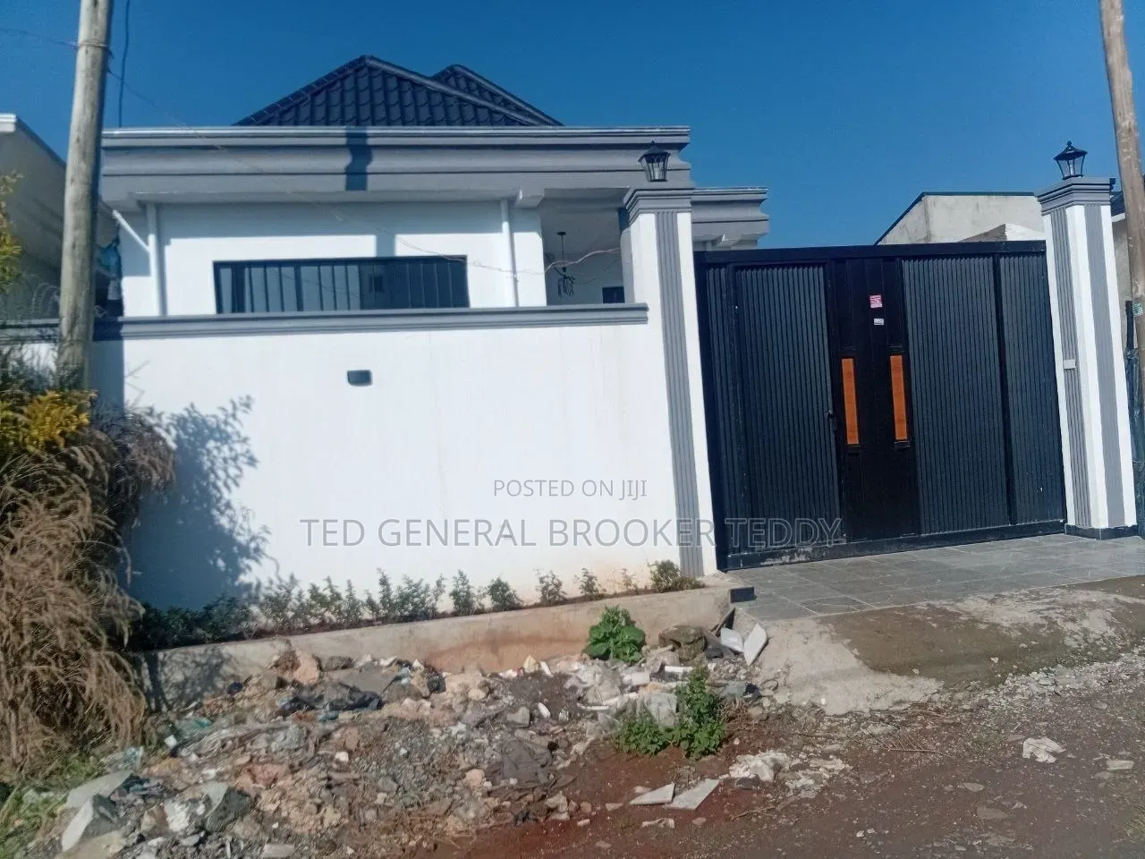 3bdrm House in Bole for sale