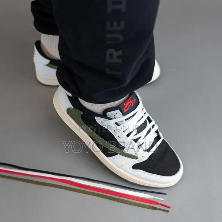 Travis Scott X Air Jordan 1 Low 'Medium Olive' Unisex Sneaker Shoes