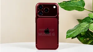 New Apple iPhone 18 Pro 256 GB Red