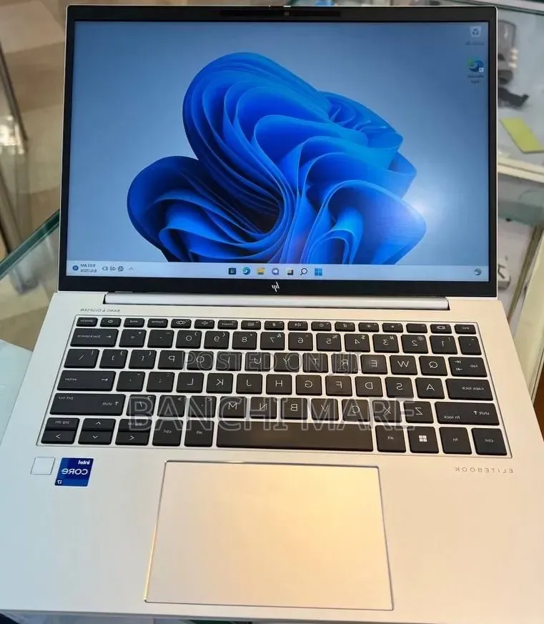 New Laptop HP EliteBook 840 G9 16GB Intel Core i7 SSD 512GB