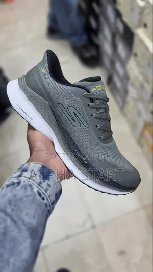Skechers 4 Color High Master Quality Smooth Sneakerse Made in Vietnam