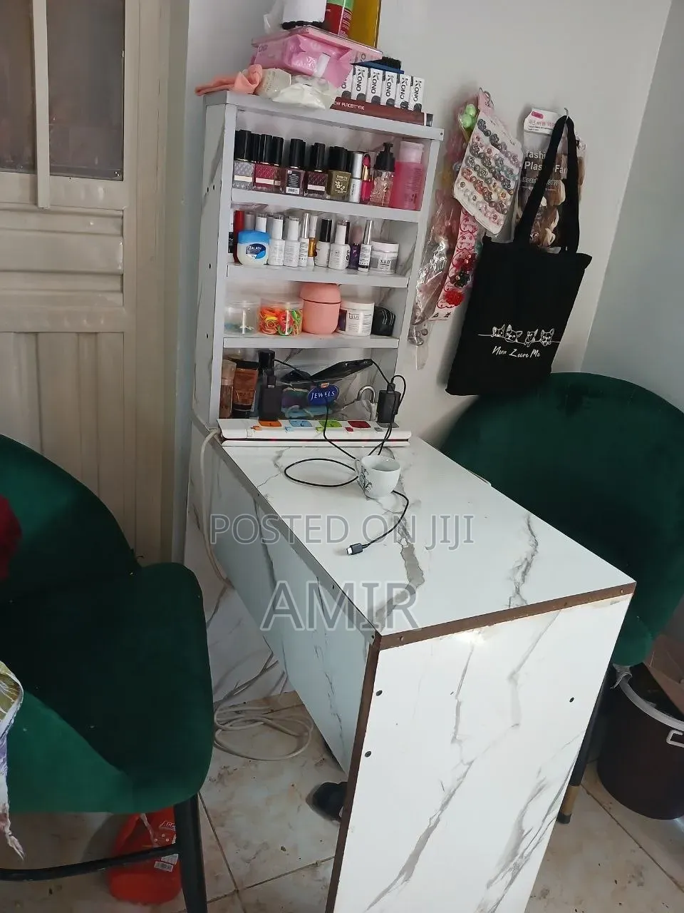 የሴቶች ጸጉር ቤት እቃዎች(womens Beauty Salon)