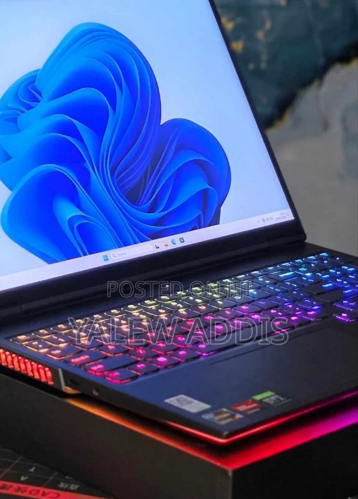 New Laptop Lenovo Legion Y720 32GB AMD Ryzen 9 SSD 1T