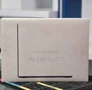 New Laptop Apple MacBook Air 2025 M4 16GB Apple M4 SSD 256GB