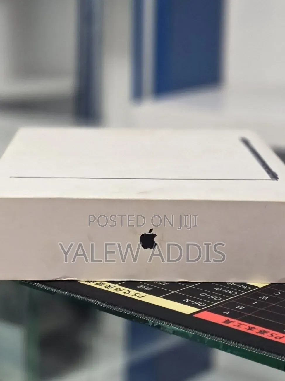 New Laptop Apple MacBook Air 2025 M4 16GB Apple M4 SSD 256GB