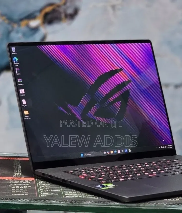 New Laptop Asus ROG Zephyrus G16 16GB Intel Core Ultra 9 SSD 1T