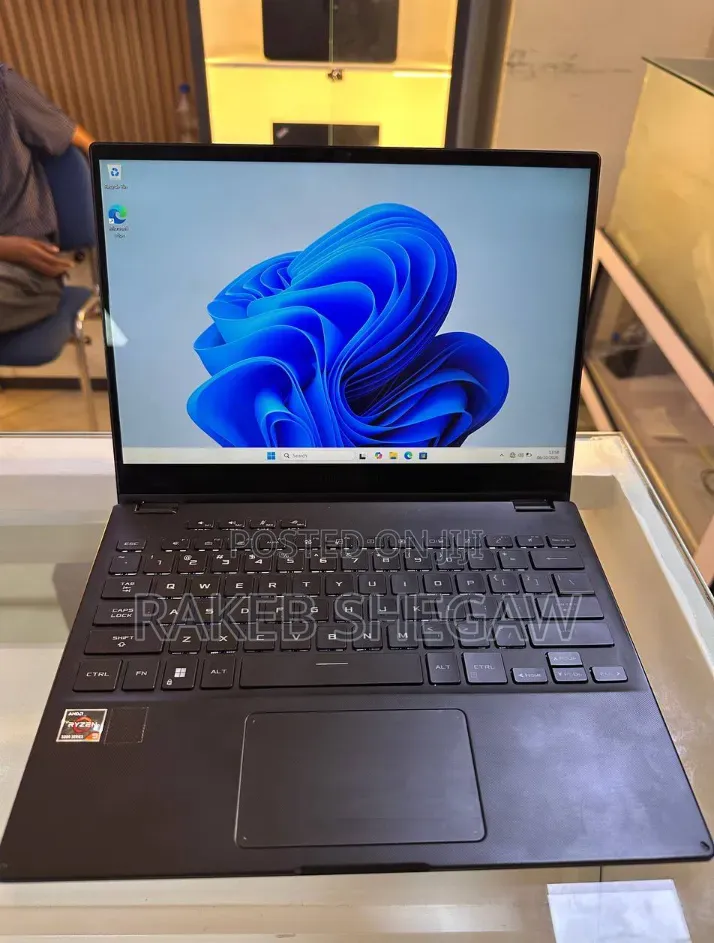 New Laptop Asus ROG Strix G15 16GB AMD Ryzen 9 SSD 512GB