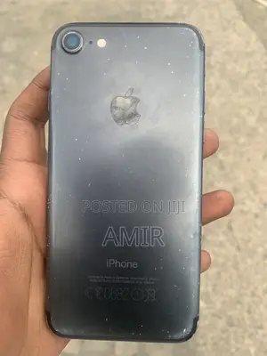 Apple iPhone 7 32 GB Black