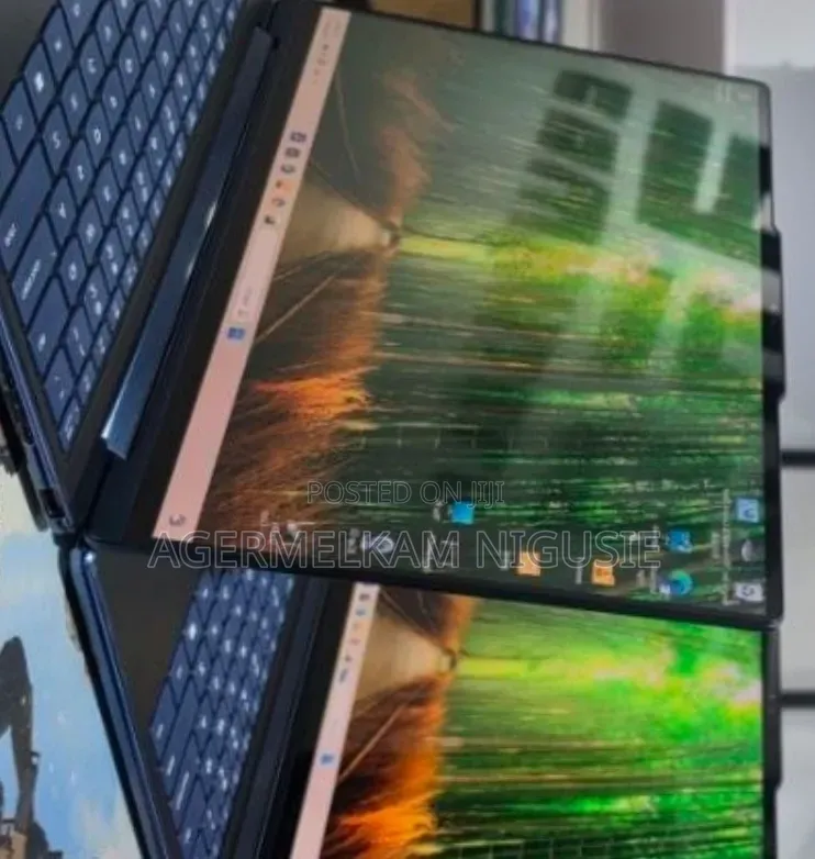 New Lenovo Yoga Pro 9i Aura Edition 32GB Intel Core Ultra 7 SSD 1T