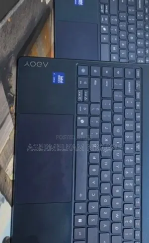New Lenovo Yoga Pro 9i Aura Edition 32GB Intel Core Ultra 7 SSD 1T