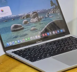 New Laptop Apple MacBook Pro 2020 32GB Intel Core i7 SSD 512GB