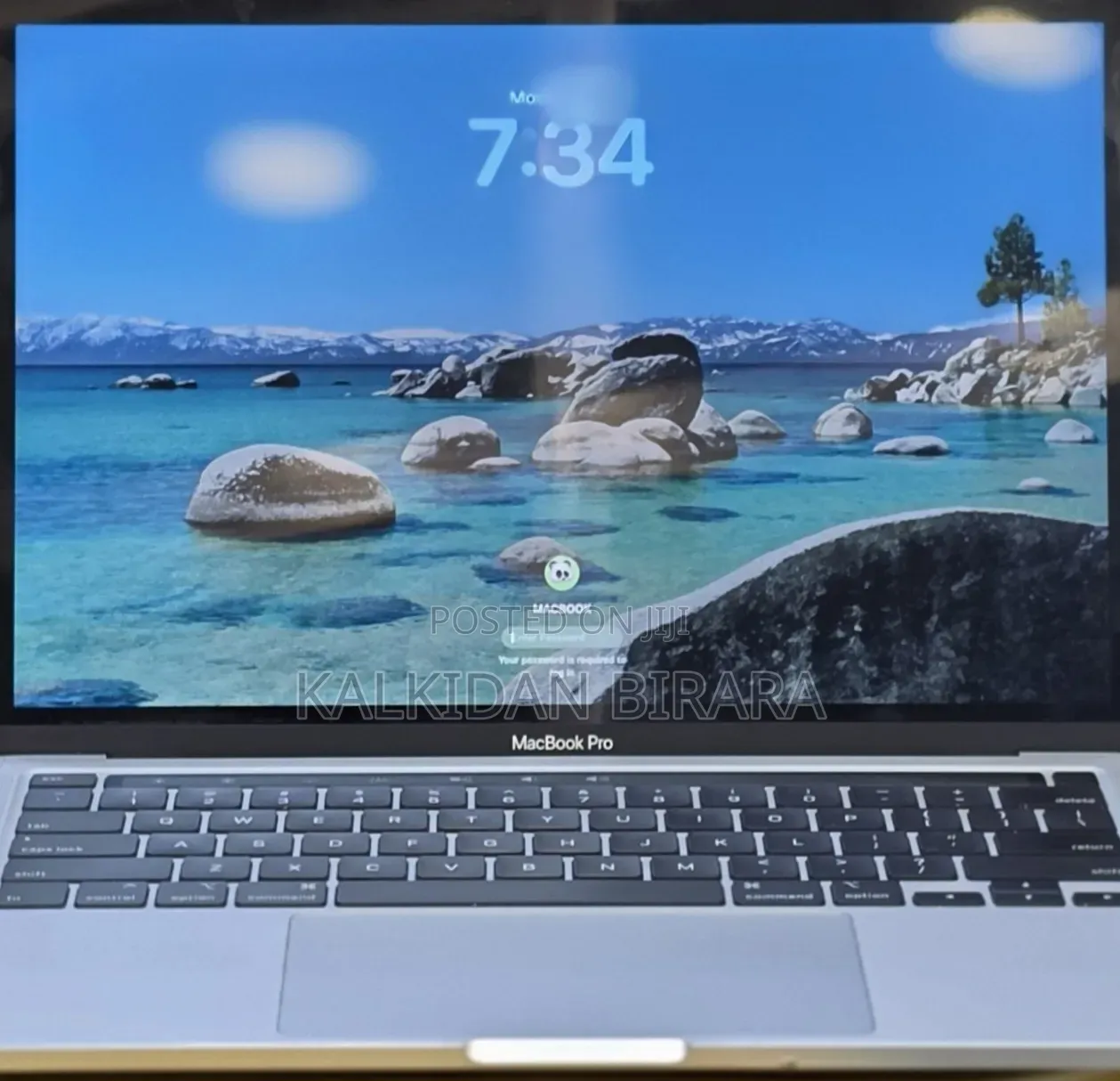 New Laptop Apple MacBook Pro 2020 32GB Intel Core i7 SSD 512GB