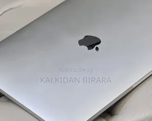 New Laptop Apple MacBook Pro 2020 32GB Intel Core i7 SSD 512GB