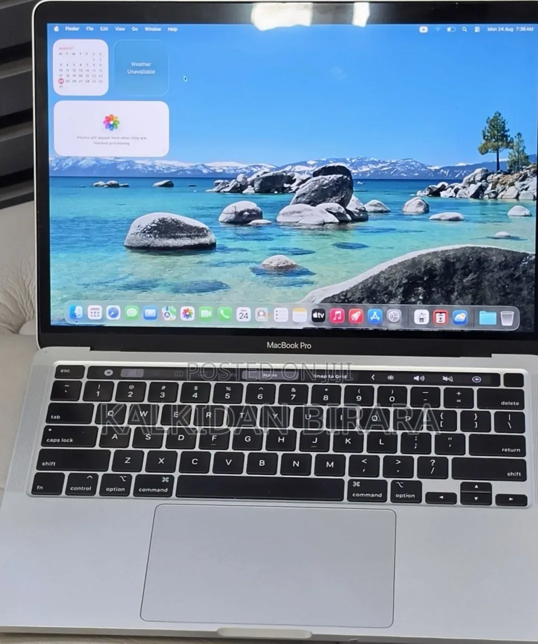 New Laptop Apple MacBook Pro 2020 32GB Intel Core i7 SSD 512GB