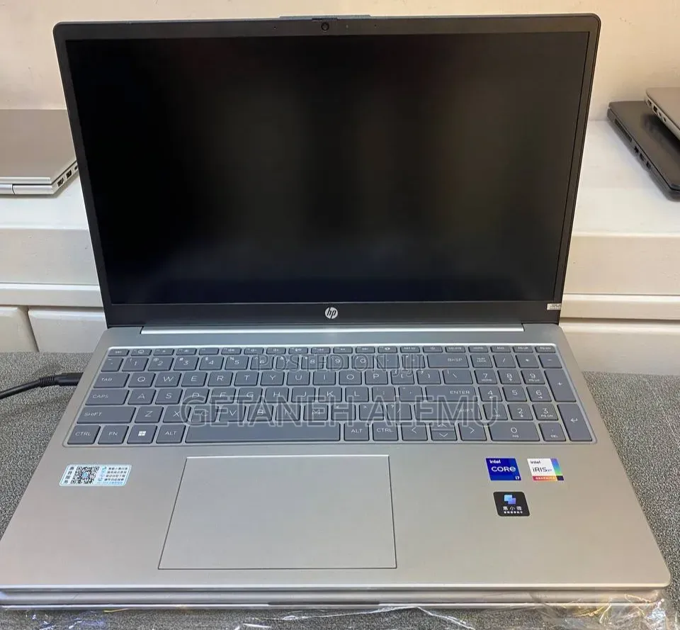New Laptop HP Stream Notebook 16GB Intel Core i7 SSD 512GB
