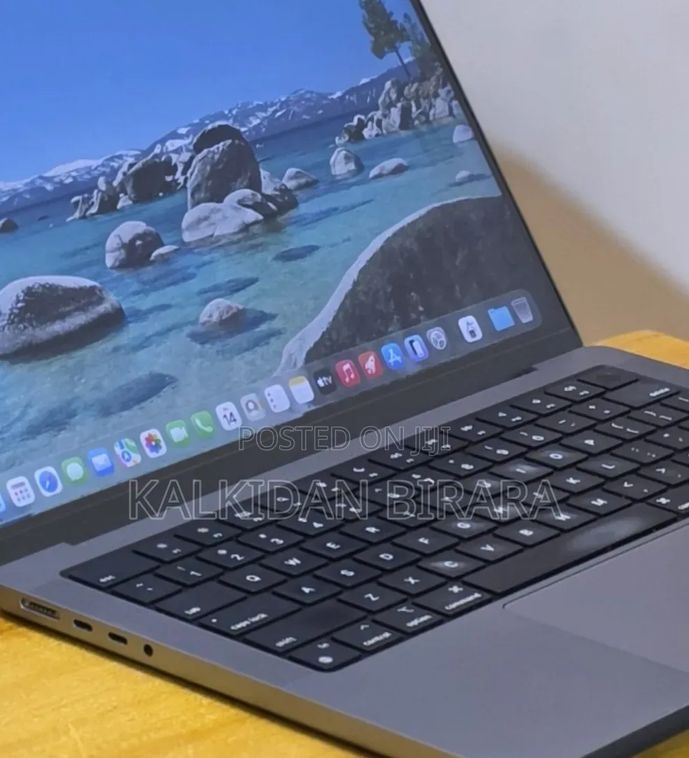 New Laptop Apple MacBook Pro 2021 M1 32GB Apple M1 Pro SSD 512GB