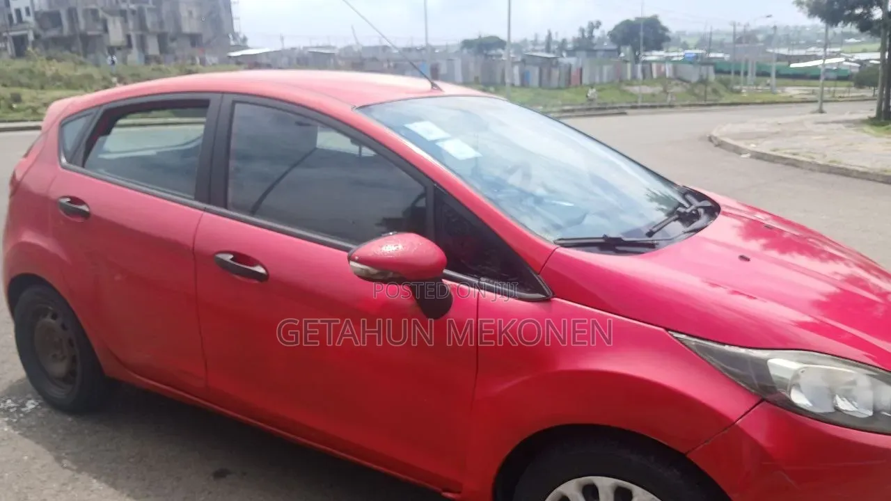 Ford Fiesta 2014 Red