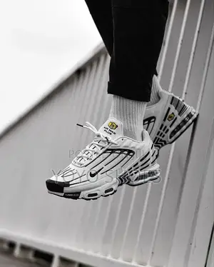 Nike Air Max Plus 3 Leather "Oreo" Sneakers White/Black Unisex Shoes