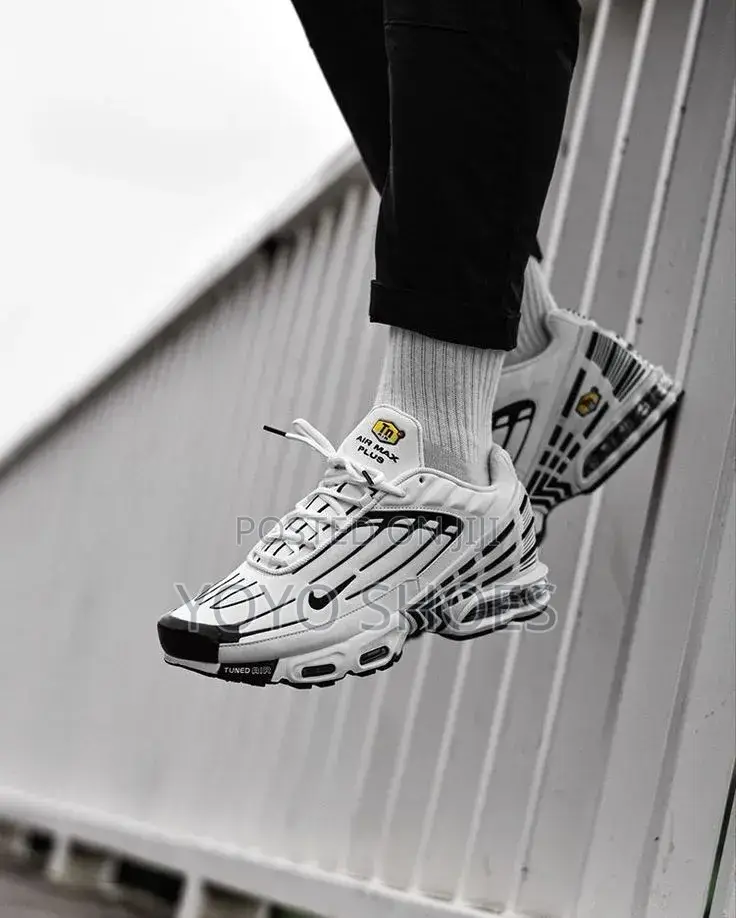 Nike Air Max Plus 3 Leather "Oreo" Sneakers White/Black Unisex Shoes