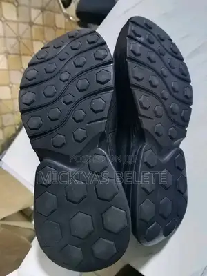 Ladies' Shoes