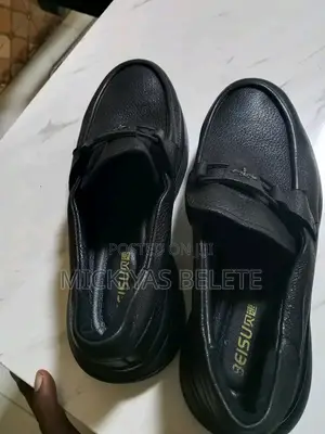 Ladies' Shoes
