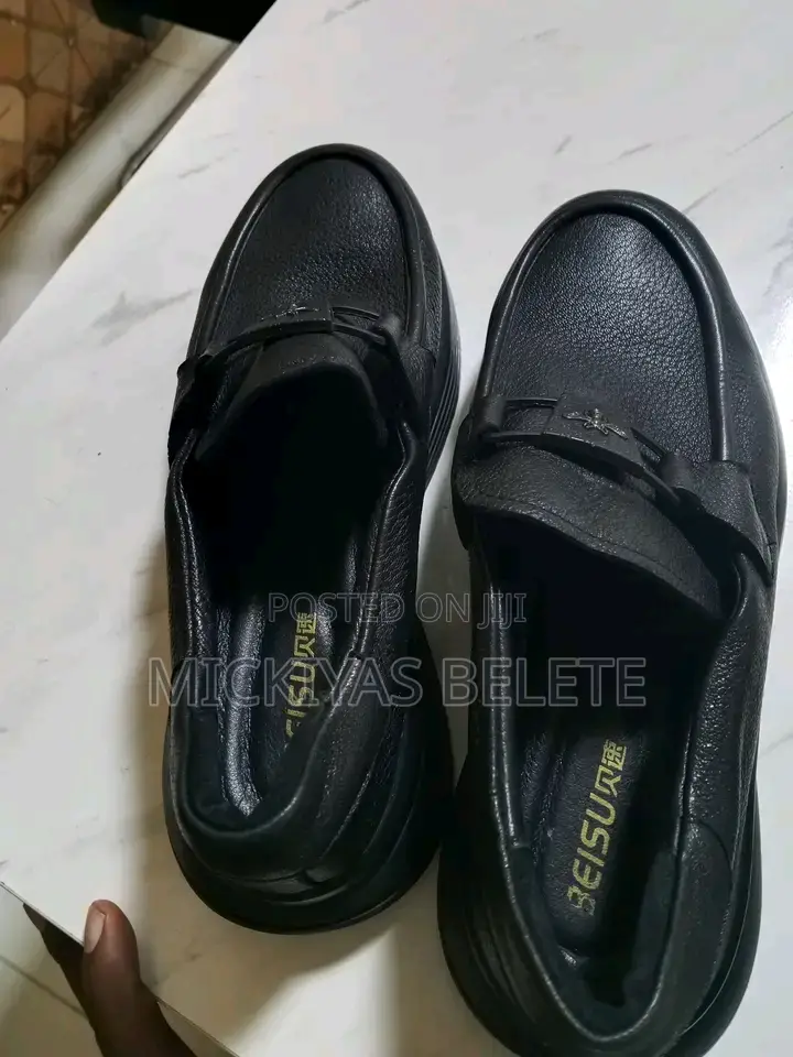 Ladies' Shoes