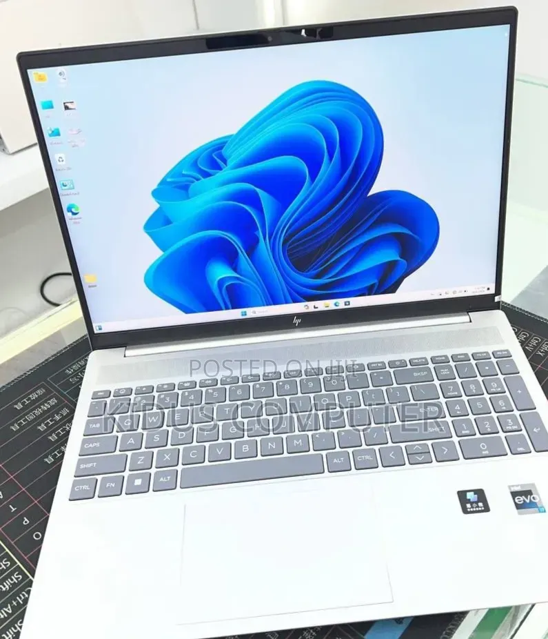 New Laptop HP Pavilion 15 16GB Intel Core i7 SSD 1T