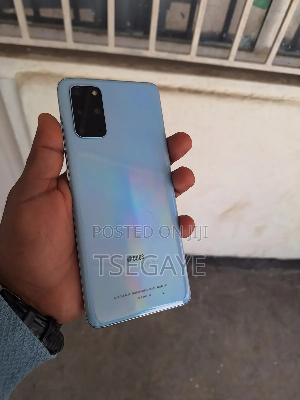 New Samsung Galaxy S20+ 128 GB Purple