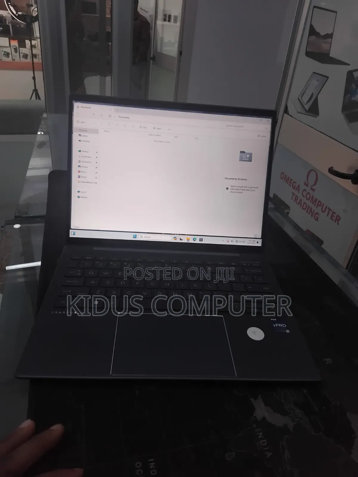 New Laptop HP Dragonfly G2 16GB Intel Core i7 SSD 1T