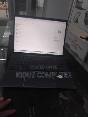 New Laptop HP Dragonfly G2 16GB Intel Core i7 SSD 1T