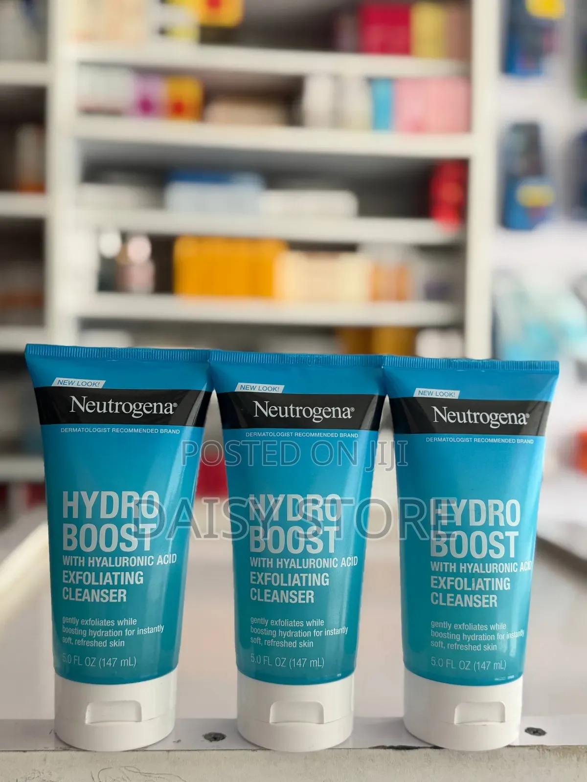 Neutrogena Hydro Boost Exfoliating Cleanser (147ml)
