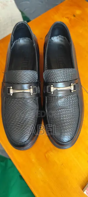 Shoe to Wear With Suit