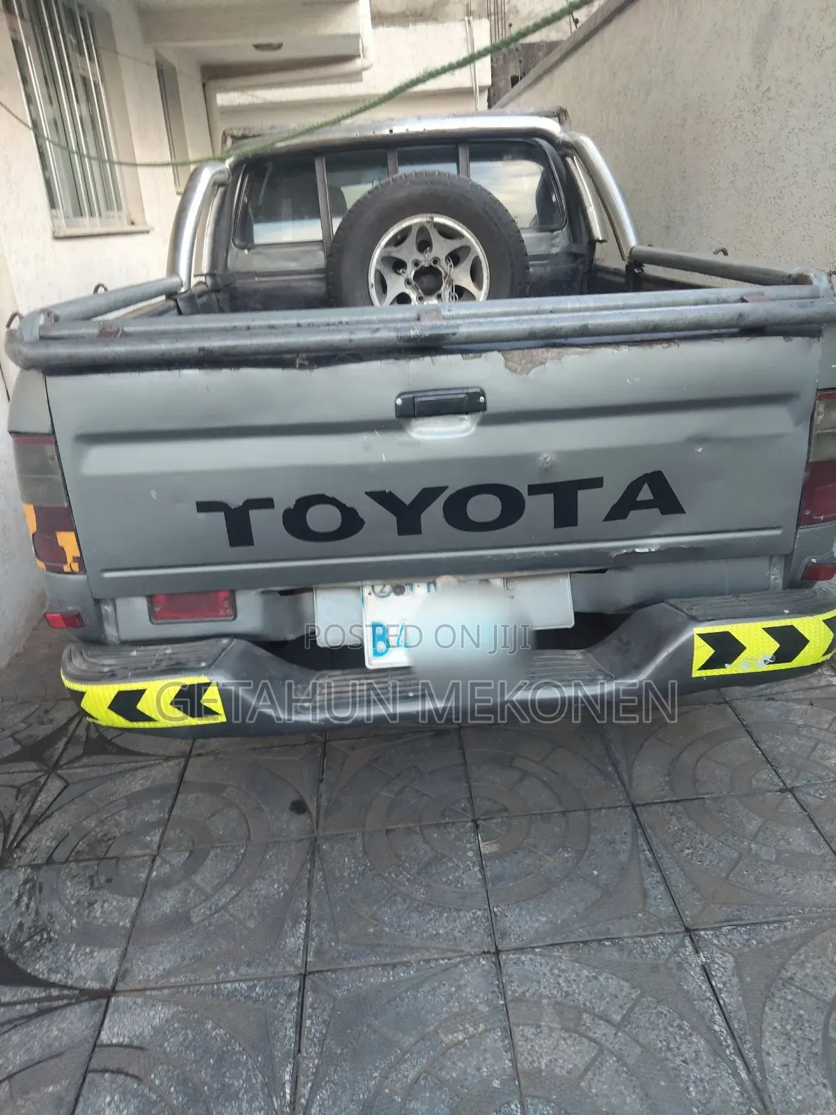Toyota Hilux 2004 Green