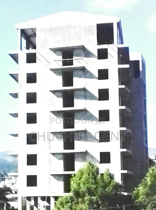 20bdrm Apartment in Yeka for sale
