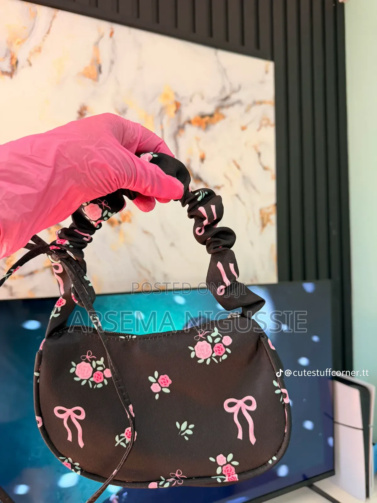 Cute Shine Hand Bag