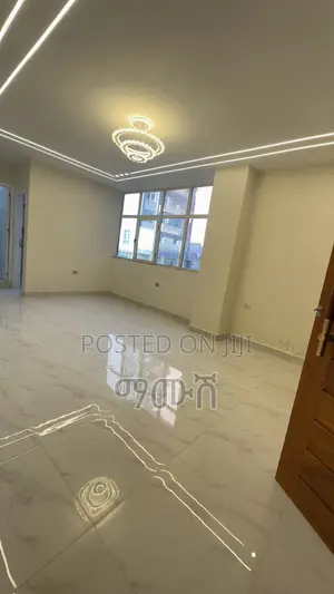 Furnished 3bdrm Condo in አያት 49 ማዞሪያ አካባቢ, Bole for sale