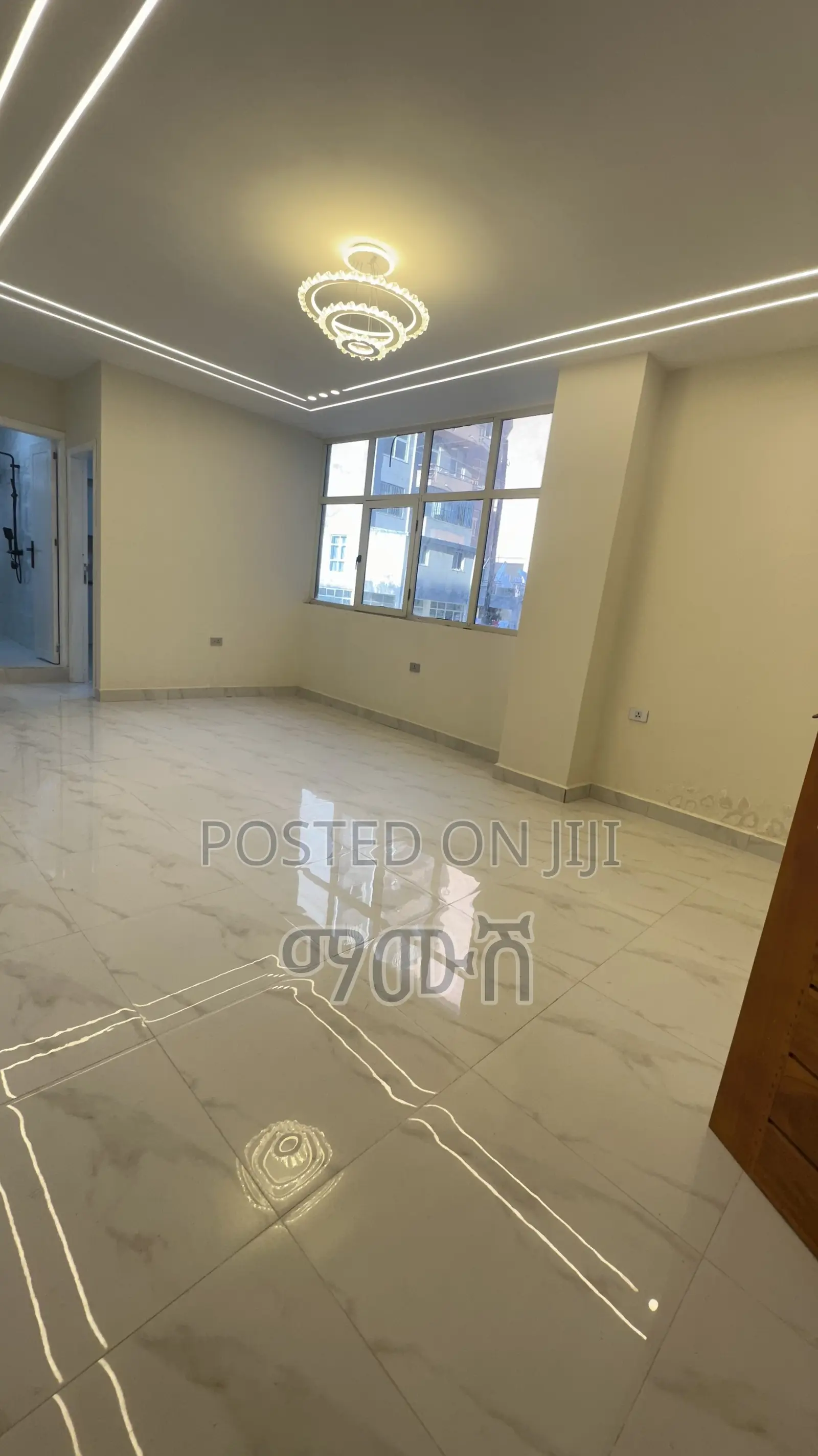 Furnished 3bdrm Condo in አያት 49 ማዞሪያ አካባቢ, Bole for sale