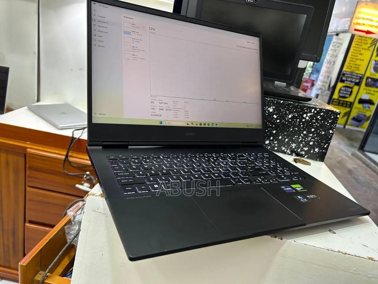 New Laptop HP Omen 15 8GB Intel Core i9 HDD+SSD 1T