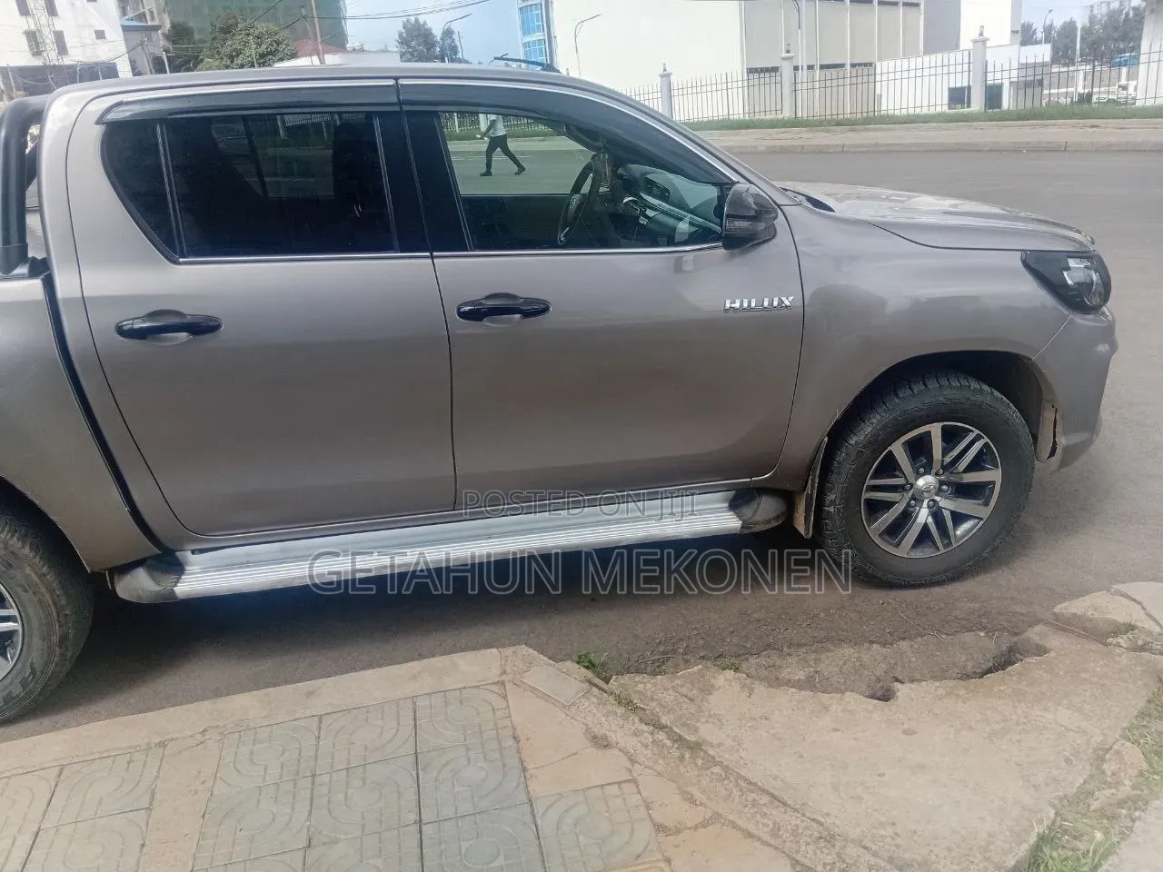 Toyota Hilux Revo Double Cab Deisel 2.8 AWD 2020 Gold