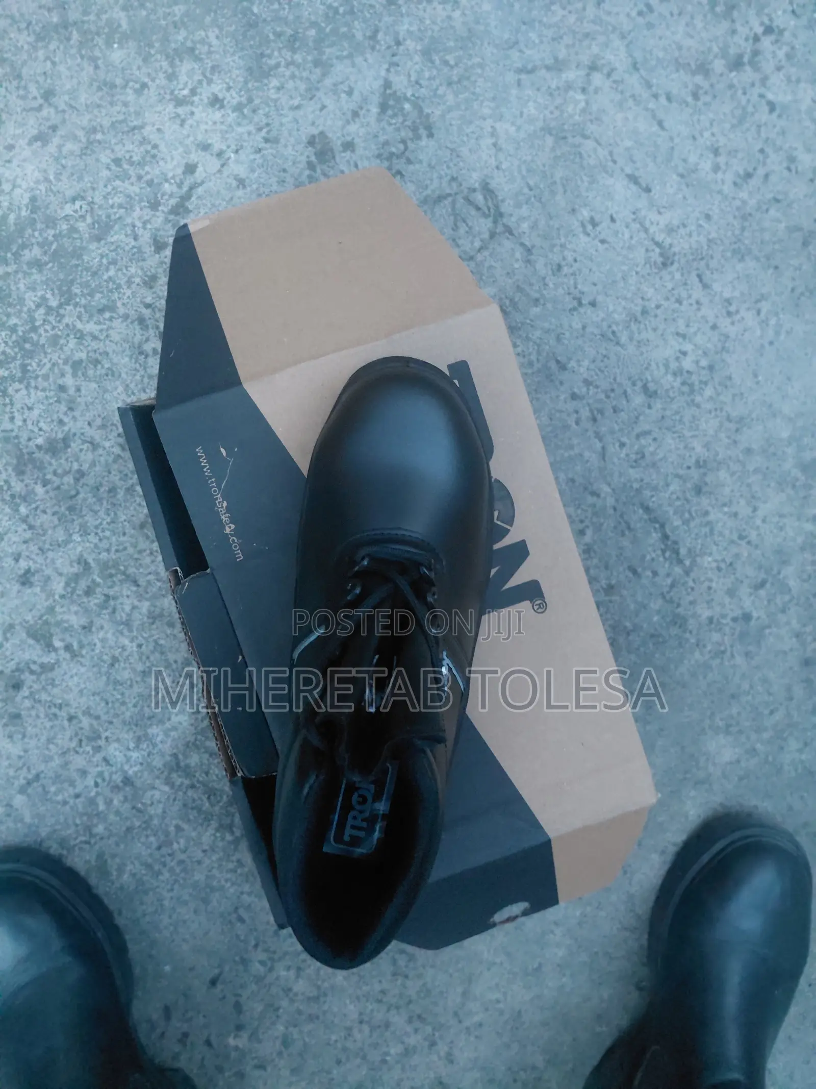 Tron Safety Shoe