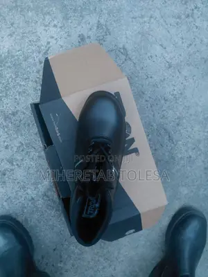 Tron Safety Shoe