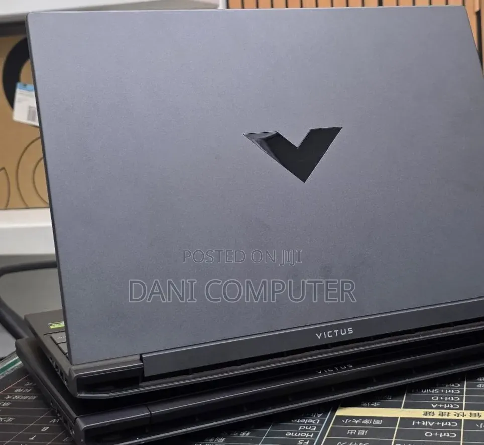 New Laptop HP Victus 16 8GB AMD Ryzen 7 SSD 512GB