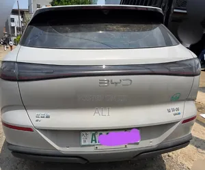 BYD Sealion 06 EV 2025 Off white