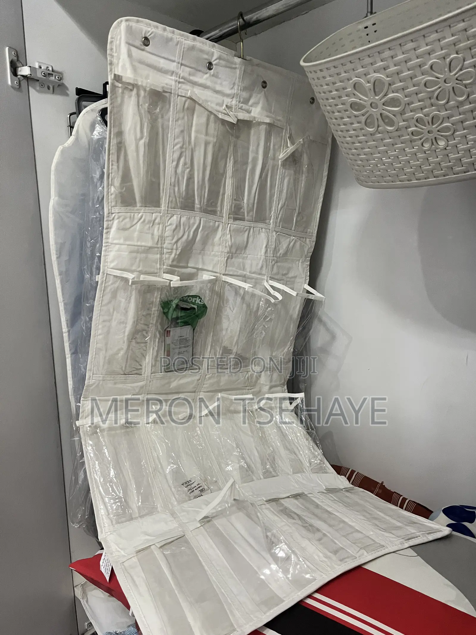 Closet Organizer With Many Pockets