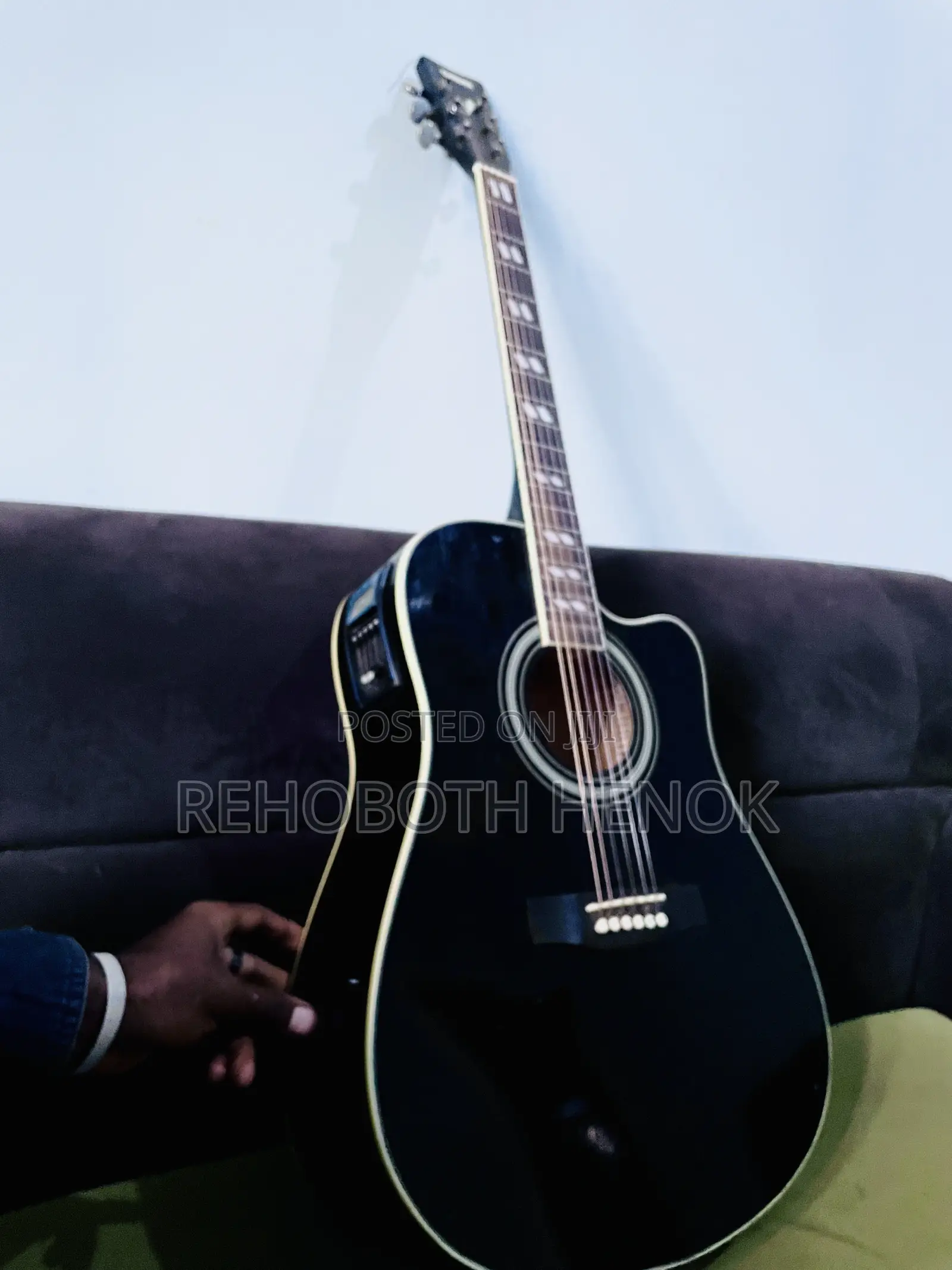YAMAHA Electric Box Guitar
