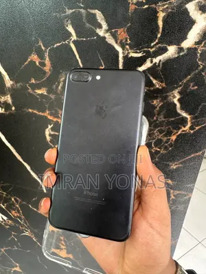 Apple iPhone 7 Plus 32 GB Black