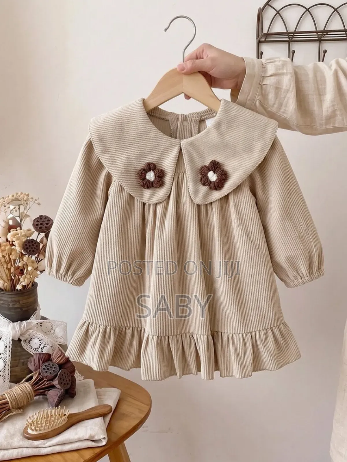 Mk- 0958 Corduroy Floral Detail Girls Dress